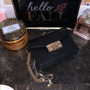 🎉Authentic Michael Kors card wallet!